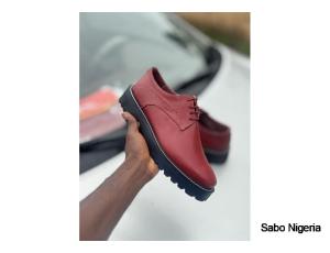 Shoe